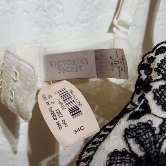 Victoria's secret push up 34C - Picture 3 of 4